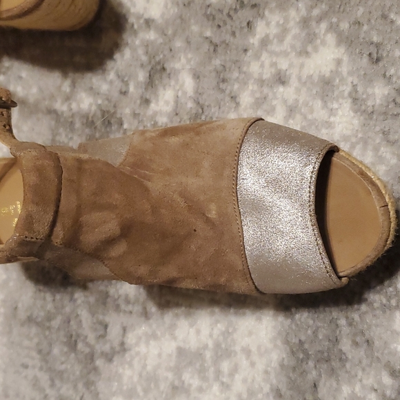 Cute metallic wedge sandal - Picture 6 of 6